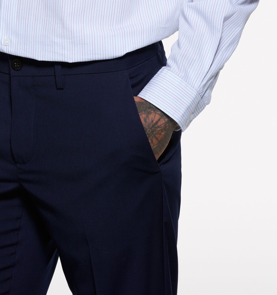 Pantalon élégant bleu foncé - pantalons slim pour homme - Bleu Foncé | Sisley image number 4